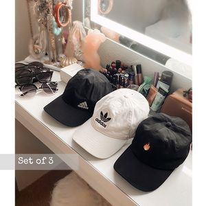 Set of 3 hats